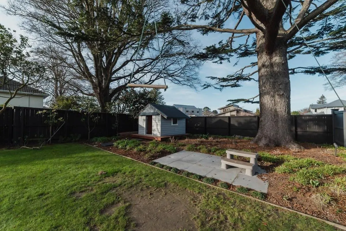 Bel Air Mansion - Sleeps 15 Villa Christchurch