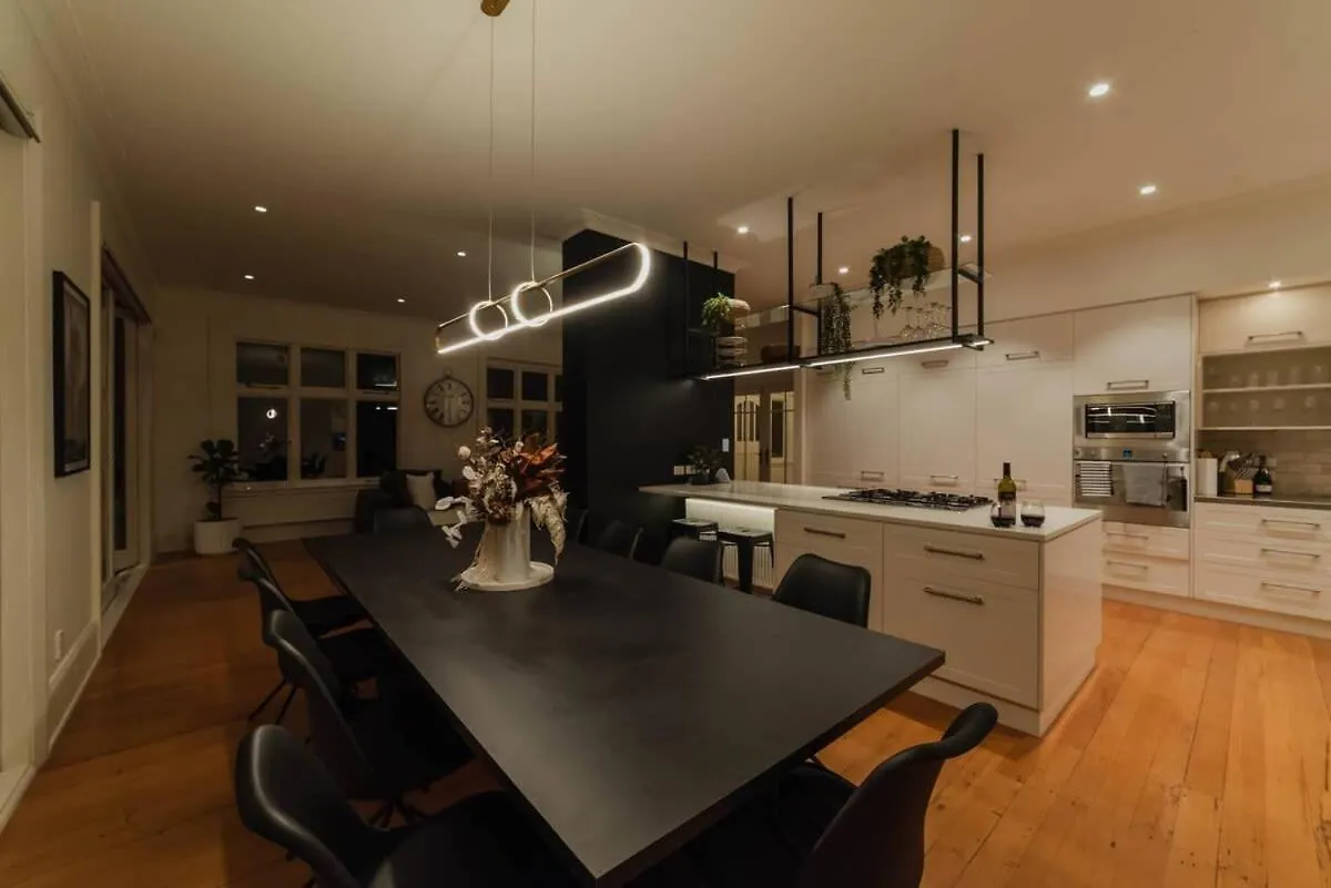 Bel Air Mansion - Sleeps 15 Villa Κράισττσερτς Νέα Ζηλανδία